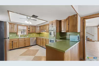 1655 Kuehler Avenue, New Braunfels, TX 78130 - Photo 17