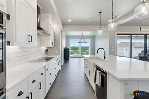 306 Skyline Dr, Copperas Cove, TX 76522 - Photo 11