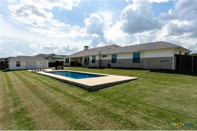 306 Skyline Drive, Copperas Cove, TX 76522 - Photo 3