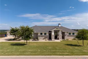 306 Skyline Dr, Copperas Cove, TX 76522 - Photo 1