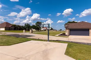 306 Skyline Dr, Copperas Cove, TX 76522 - Photo 41