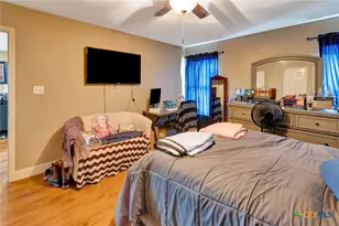 129 Avant Garde Dr, Victoria, TX 77901 - Photo 17