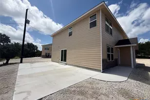 1008 Makayla Dr, Canyon Lake, TX 78133 - Photo 7