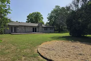 205 E Cherokee Dr, Harker Heights, TX 76548 - Photo 21