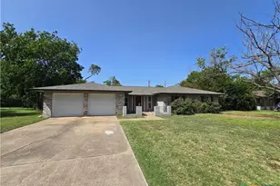 205 E Cherokee Dr, Harker Heights, TX 76548 - Photo 1