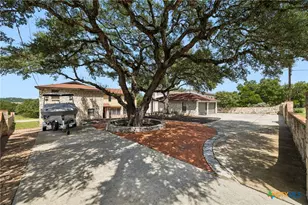 408 Edge Hill Dr, Canyon Lake, TX 78133 - Photo 9