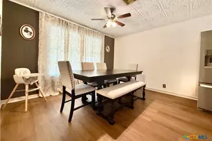404 W Brackenridge St, Edna, TX 77957 - Photo 19