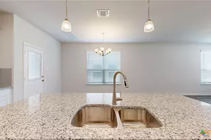 225 Dora Dr, Killeen, TX 76549 - Photo 9
