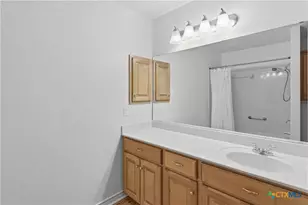 671 Sagewood Pkwy, Seguin, TX 78155 - Photo 27