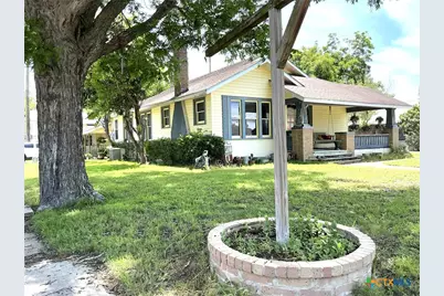 1026 Saint Paul Street, Gonzales, TX 78629 - Photo 1