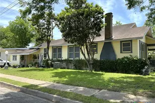 1026 St Paul St, Gonzales, TX 78629 - Photo 3