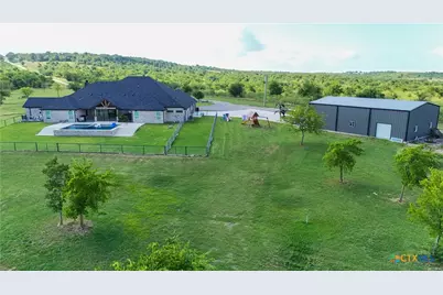 13428 Knob Hill Road, Rogers, TX 76569 - Photo 39