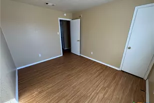 1709 Cedarhill Dr, Killeen, TX 76543 - Photo 11