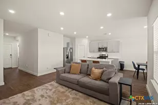 326 Merriman Rd, San Marcos, TX 78666 - Photo 3