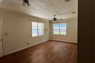 104 W Storey St, San Saba, TX 76877 - Photo 23