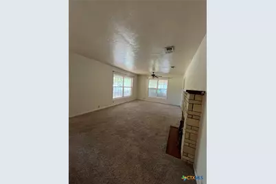 104 W Storey Street, San Saba, TX 76877 - Photo 9