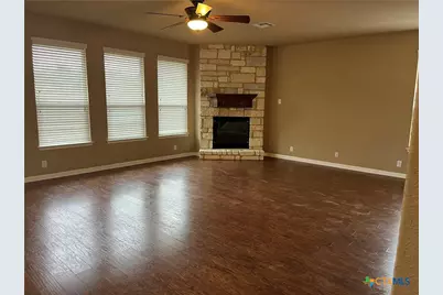 212 Oak Creek Way, New Braunfels, TX 78130 - Photo 5