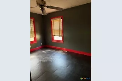 2701 Nightingale Street, Victoria, TX 77901 - Photo 11