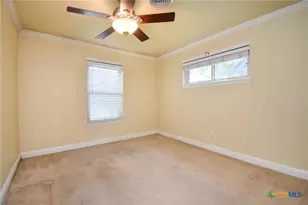 201 Canterbury Ln, Victoria, TX 77904 - Photo 13