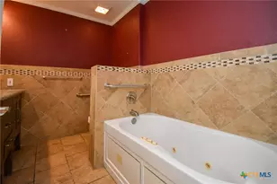 201 Canterbury Ln, Victoria, TX 77904 - Photo 17