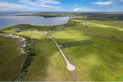 117 Sunset Way, Port Lavaca, TX 77979 - Photo 11