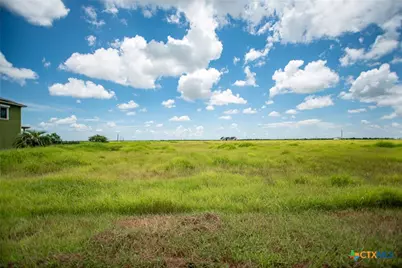 117 Sunset Way, Port Lavaca, TX 77979 - Photo 3