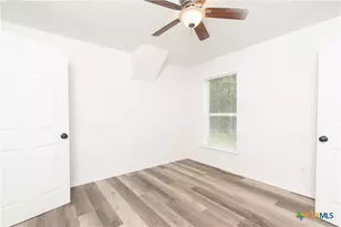 306 S 25th St, Temple, TX 76504 - Photo 9