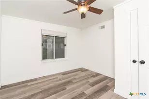 306 S 25th St, Temple, TX 76504 - Photo 13