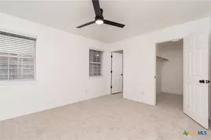 905 Concho St, Belton, TX 76513 - Photo 15