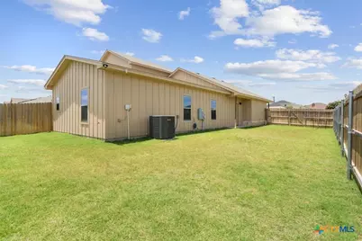 1101 S College Avenue, Troy, TX 76579 - Photo 23