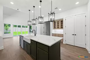 12321 Chopin, San Antonio, TX 78254 - Photo 5