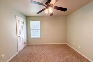 6 S Bobcat Ct, Belton, TX 76513 - Photo 9