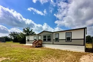 [Address not provided], Waelder, TX 78959 - Photo 1