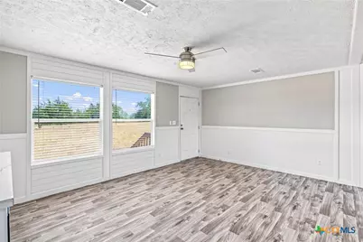 [Address not provided], Waelder, TX 78959 - Photo 13