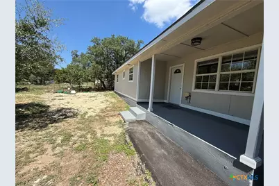 560 Wickford Way, Canyon Lake, TX 78133 - Photo 15