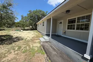 560 Wickford Way, Canyon Lake, TX 78133 - Photo 15