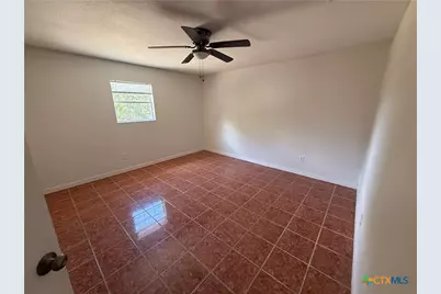 560 Wickford Way, Canyon Lake, TX 78133 - Photo 41