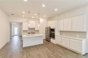 311 Balaton Lake, New Braunfels, TX 78130 - Photo 11