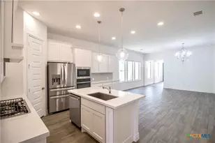 311 Balaton Lake, New Braunfels, TX 78130 - Photo 13