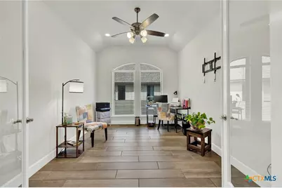 415 Bridle Trail, New Braunfels, TX 78132 - Photo 1