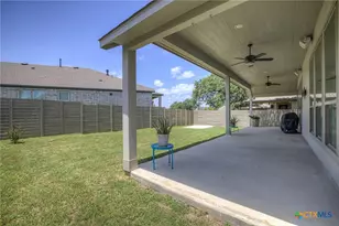 415 Bridle Trl, New Braunfels, TX 78132 - Photo 43