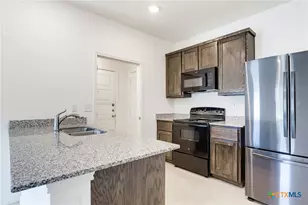 102 Lost Trl, Copperas Cove, TX 76522 - Photo 9