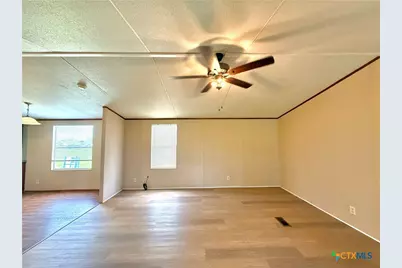 146 Lexie Lane, Victoria, TX 77905 - Photo 7