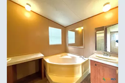 146 Lexie Lane, Victoria, TX 77905 - Photo 15