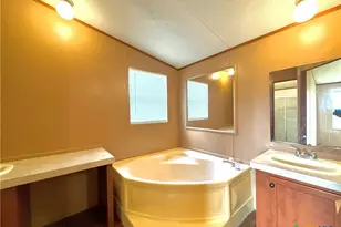 146 Lexie Ln, Victoria, TX 77905 - Photo 15