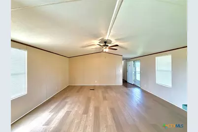 146 Lexie Lane, Victoria, TX 77905 - Photo 5