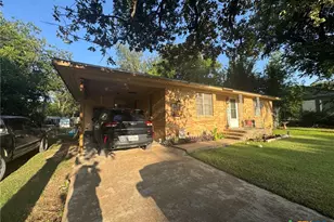 308 S Reagan St, Hamilton, TX 76531 - Photo 25