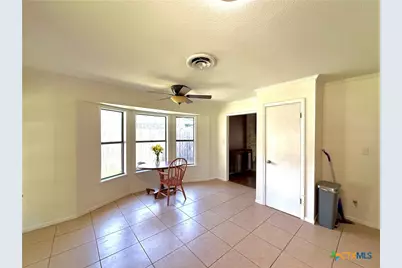 505 Camelot Drive, Victoria, TX 77901 - Photo 11