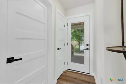631 S Santa Clara Avenue, New Braunfels, TX 78130 - Photo 29