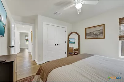 631 S Santa Clara Avenue, New Braunfels, TX 78130 - Photo 25
